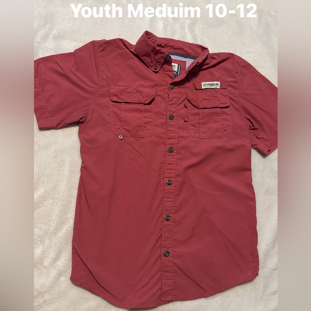 Youth Meduim Magellan button up